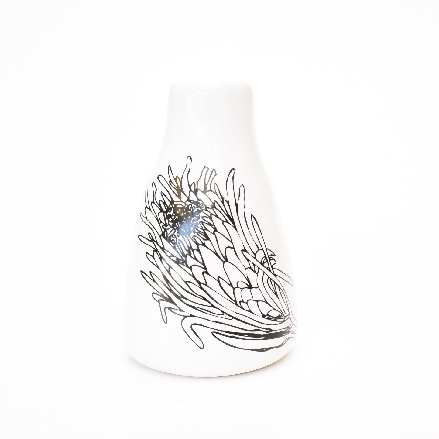Short Vase – Protea Splendour