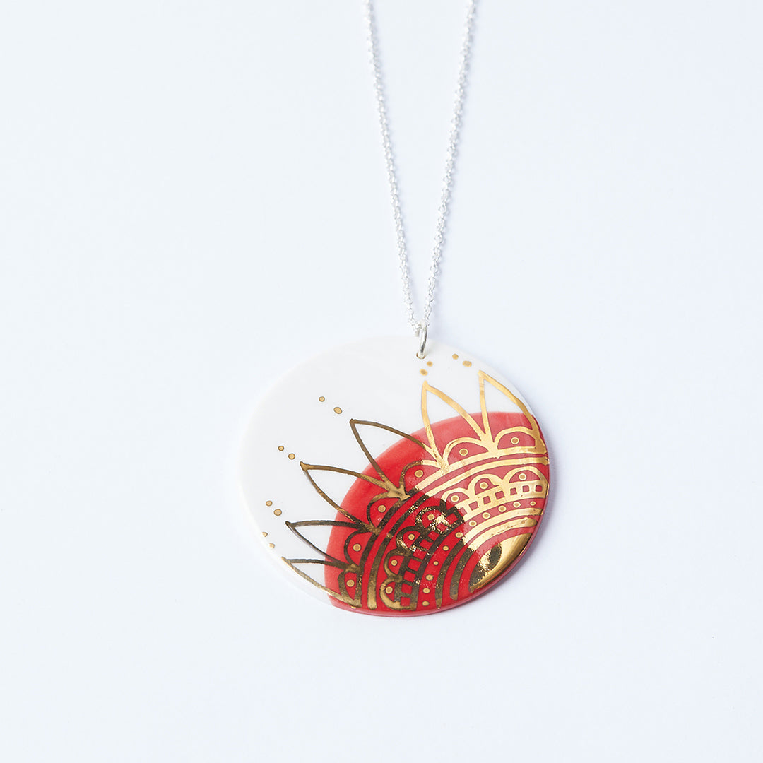 Porcelain Pendant – Rising Sun Gold Leaf